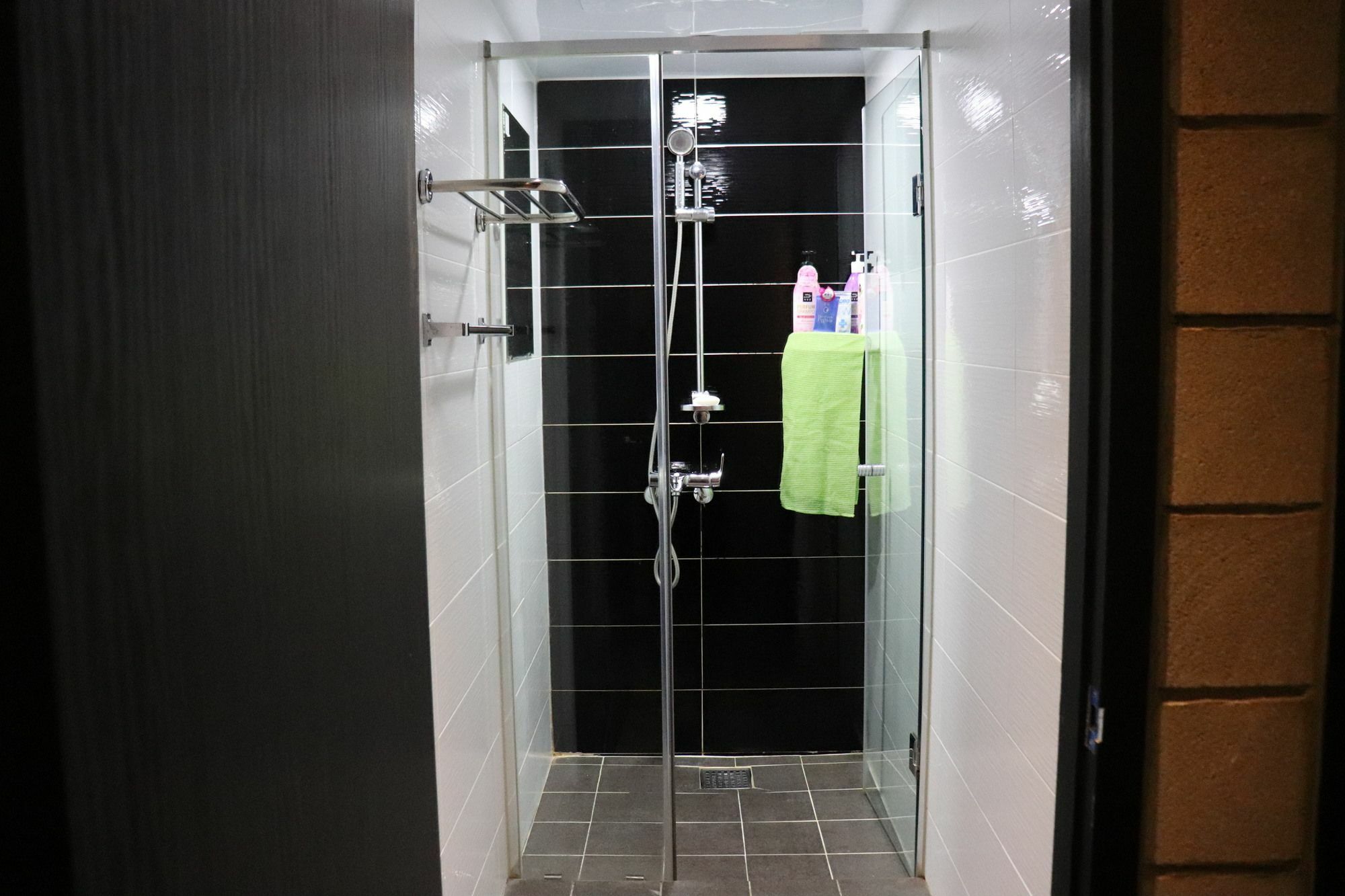 Mozzihostel Busan Station Εξωτερικό φωτογραφία